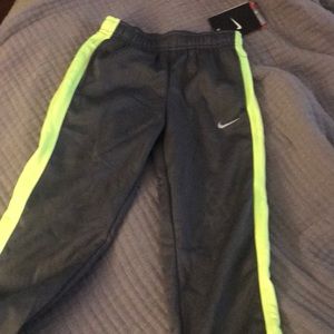 NWT Nike Boys pants